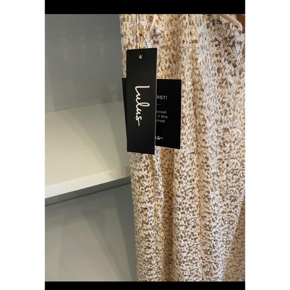 NWT lulus sequin dress. Medium - Picture 4 of 4